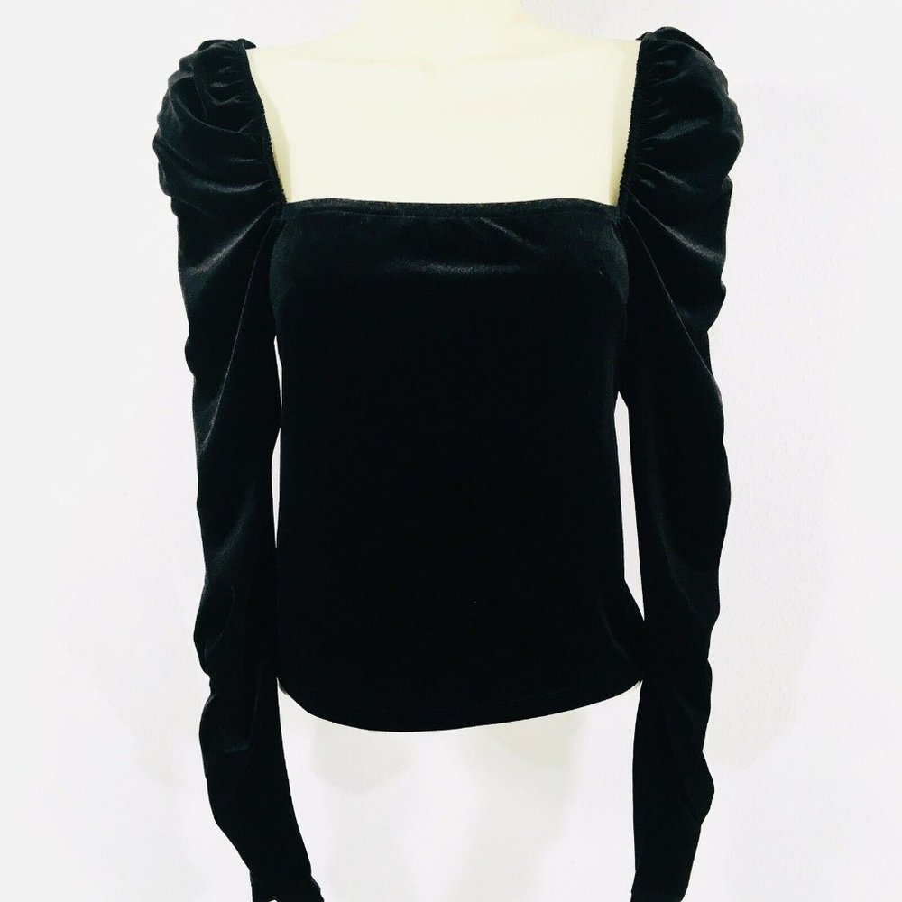 NWT Chelsea & Violet Sz XS Black Velvet Top Square Neckline Long Ruched Sleeves